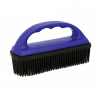 Brosse en caoutchouc hippotonic pour tapis