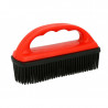 Brosse en caoutchouc hippotonic pour tapis